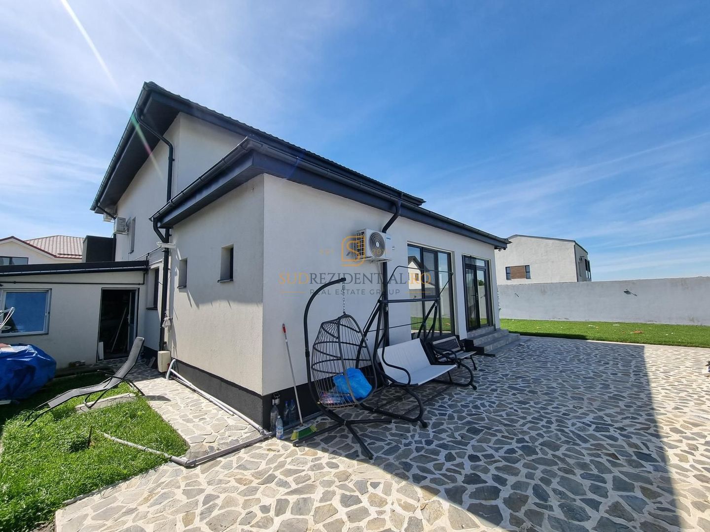 Vila individuala cu 5 camere si piscina, mobilata si utilata, Popesti - Poză 6