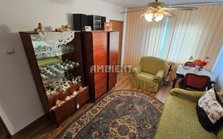 Apartament 3 camere, decomandate, zona Cartier; - Poză 1