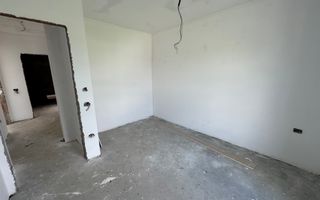 Duplex 5 camere ,despartit prin camera tehnica, finisat la cheie in Mosnita - Poză 8