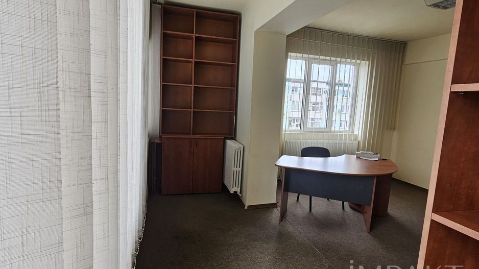 Apartament cu 2 camere ideal pentru investitie in centru - Poză 4