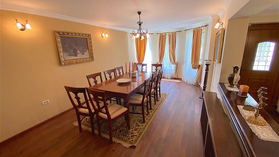 Casa in stil clasic zona Ghiroda - Poză 11