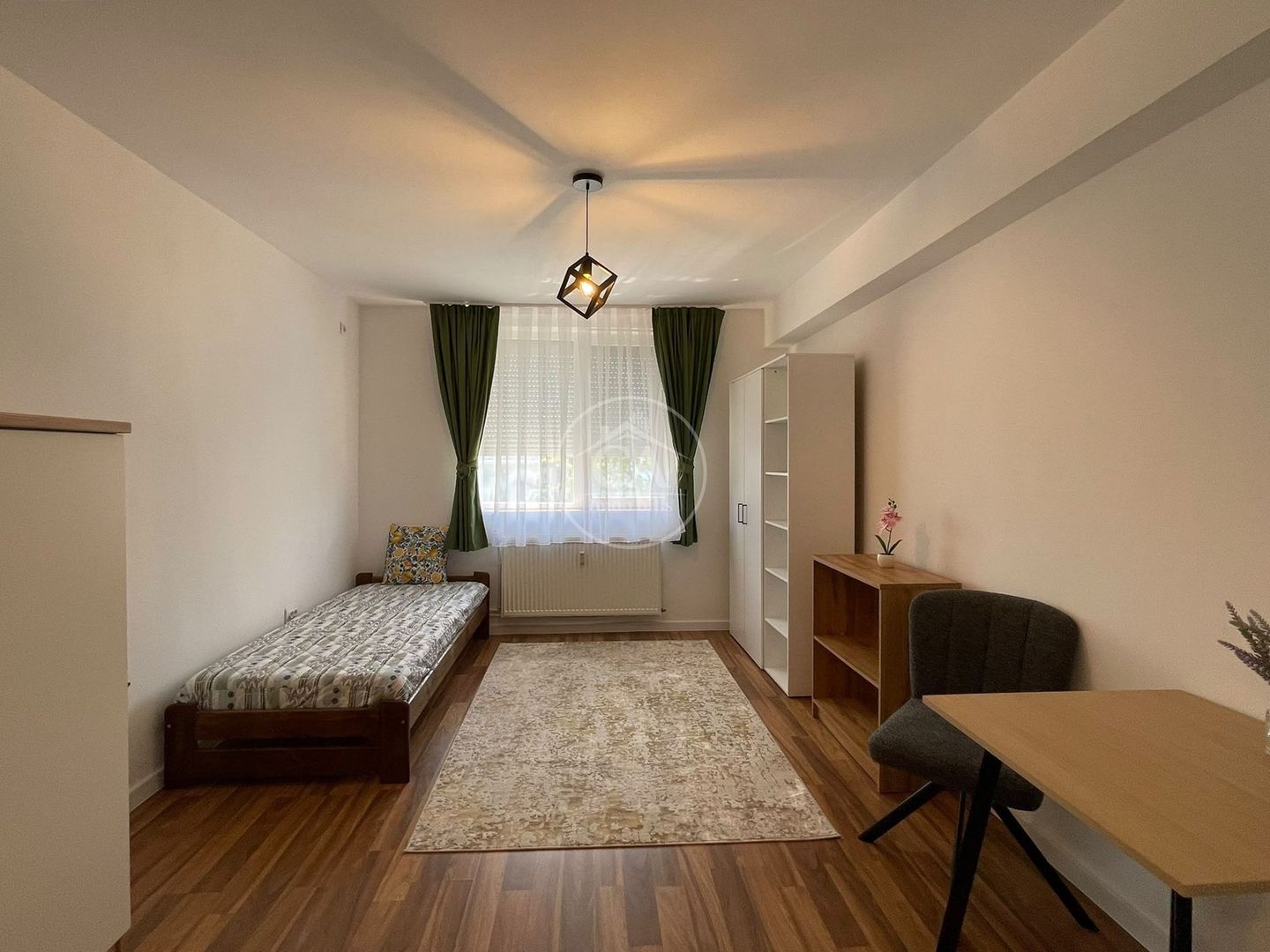 Garsoniera de vanzare in zona Salca, Oradea - Poză 1