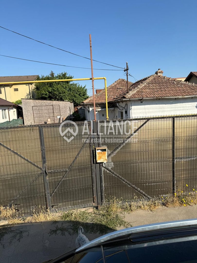 Bratianu/Cora(cod04)-Casa renovabila si teren 444 mp - Poză 1