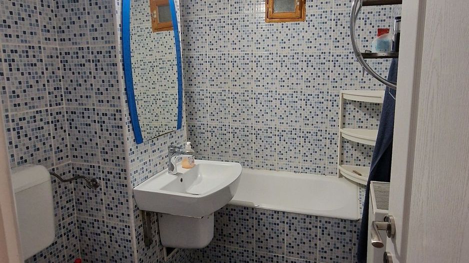 BRASADAS vinde ap 3 cam etaj 4/4 in Micro 16. - Poză 7