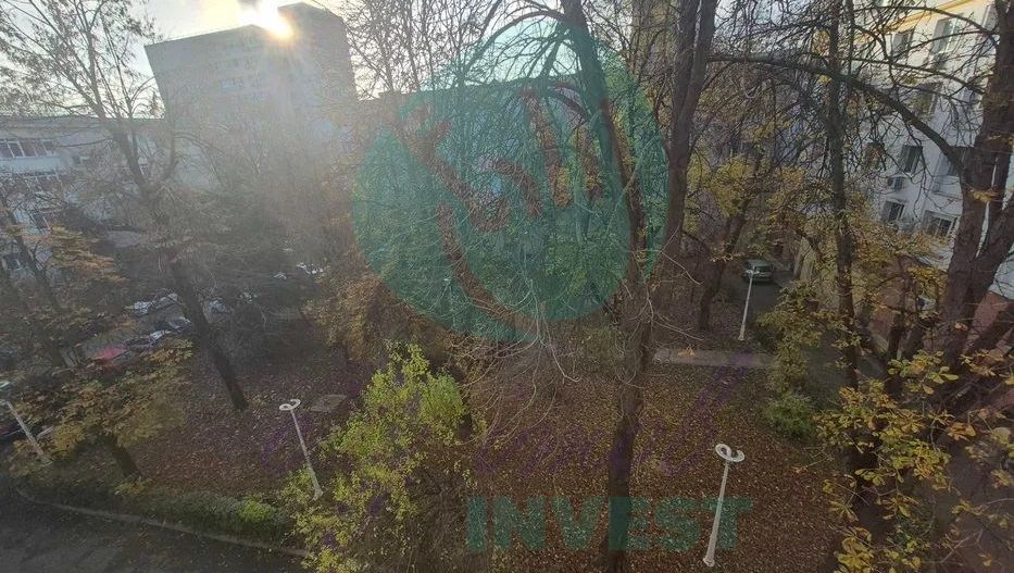 2 camere in BLOC RUSESC - Poză 1