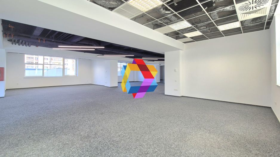 Spatiu de birouri ultramodern Brașov - 367 mp + Teresa 240 mp - Poză 3