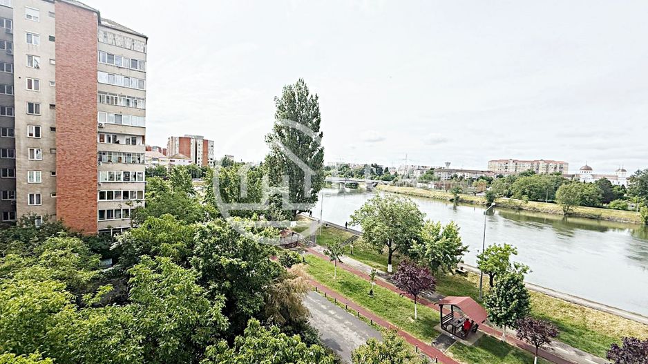 Apartament cu 3 camere de inchiriat in zona  Rogerius, Oradea - Poză 12