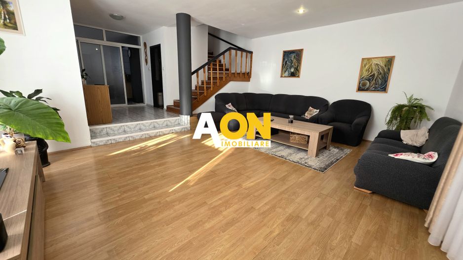 Casa 4 Camere, Zona Centru, 463mp Teren - Poză 16