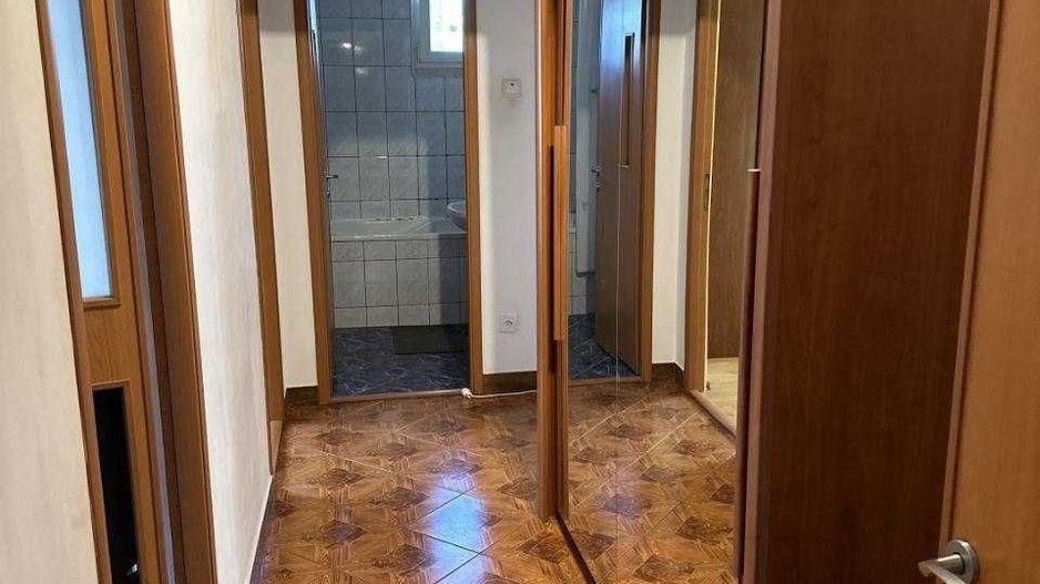 Apartament 4 camere, Parcare, Proprietar, Emil Racovita, S4, Bl. EM2 - Poză 1