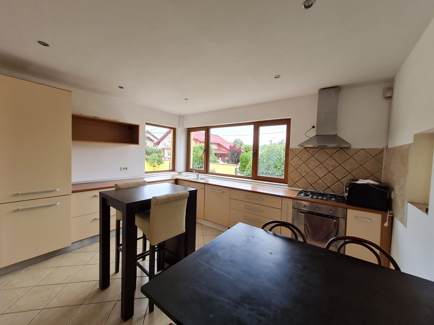 Super oferta!!!Vila spațioasă în Ghiroda! - Poză 18