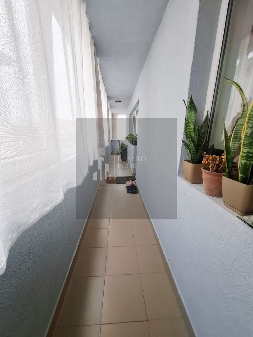 Apartament 3 camere decomandat 112mp Metalurgiei / Turnu Magurele - Poză 12