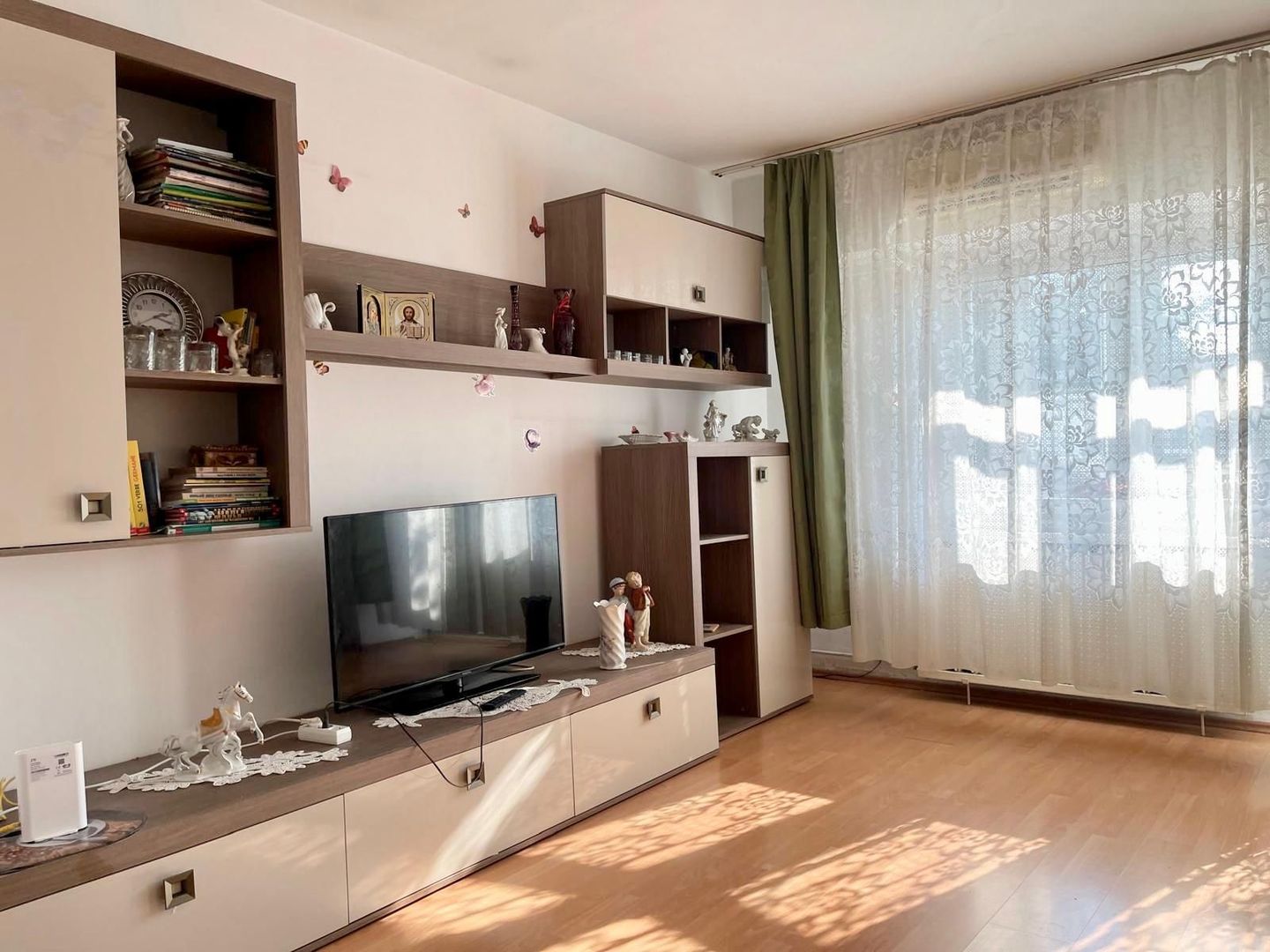 GARSONIERA la Mall Vitan, 39 mp, et 4, renovata, mobilata nou - Poză 1