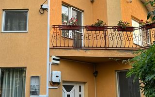 Casa 6 camere cartier Iosia - Poză 1