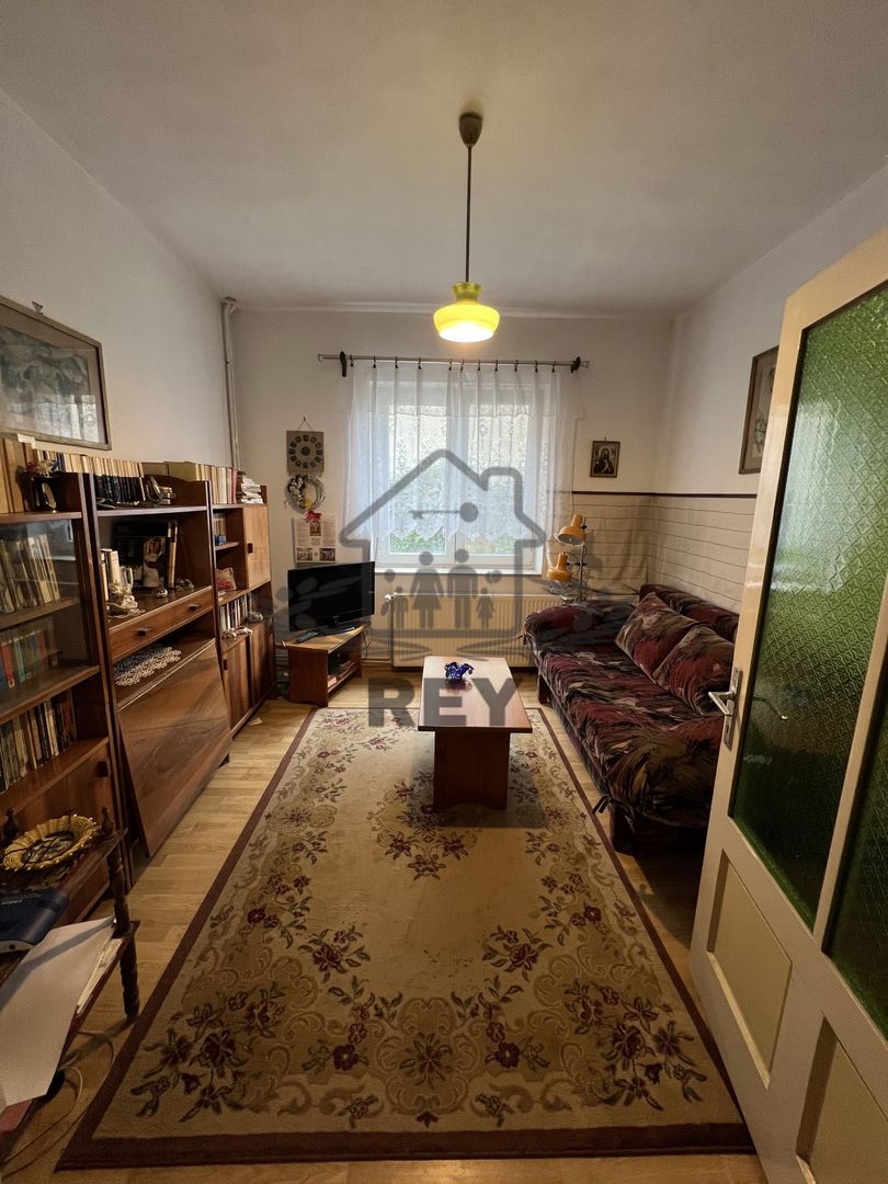 Casă de închiriat în Cisnădie zona Str. Teilor/se acceptă muncitori - Poză 13