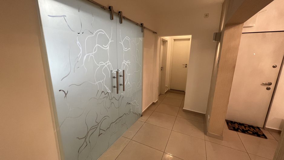 Apartament Lux 4 camere metrou loc parcare - Poză 21