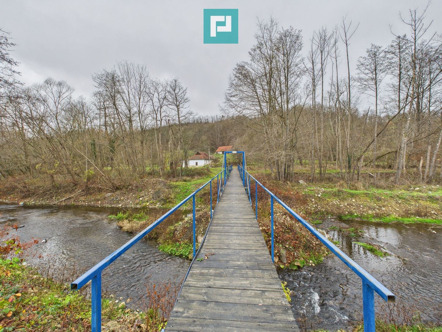 Casă cu teren de 24.679,73 mp, în Hălmagiu, Arad - Poză 28