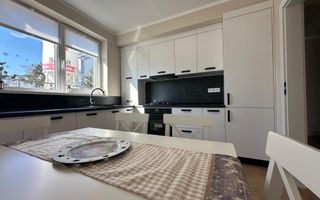 Apartament ultrafinisat 2 camere balcon 7.5 mp si parcare in Cristian - Poză 17