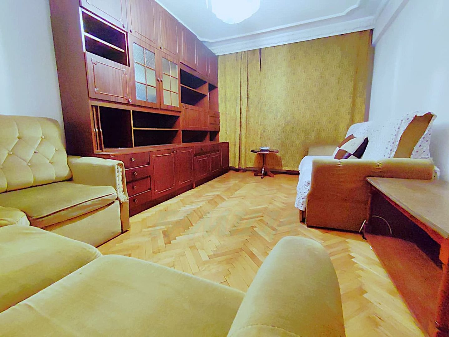 250 Euro/luna, Inchiriere apartament doua camere , Micro19 - Poză 1