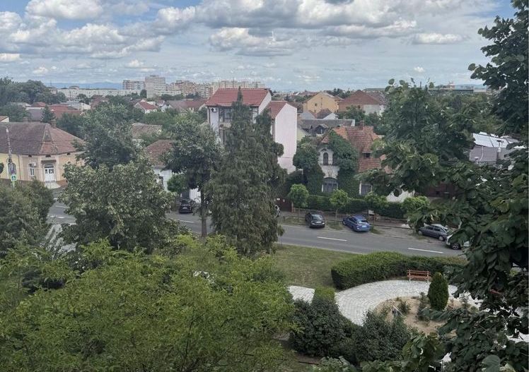 BRASADAS vinde ap 3 cam etaj 4/4 zona Closca. - Poză 1