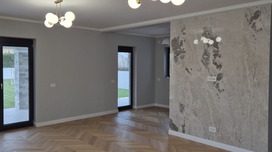 Locuinta individuala cu garaj si teren de 1000mp - Poză 4