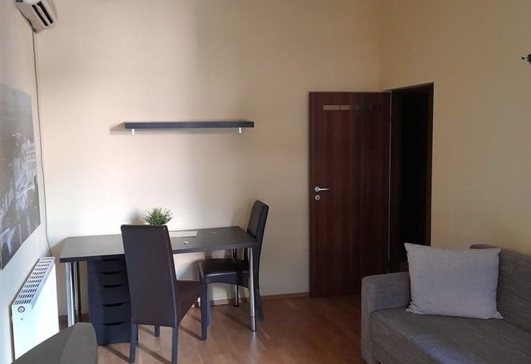 Apartament 2 camere zona centrala - Poză 1