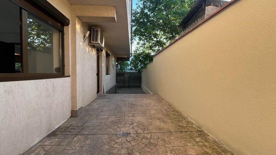 Comision 0 Apartament 3 cam Bucuresti Noi ,deosebit; suprafata mare - Poză 2