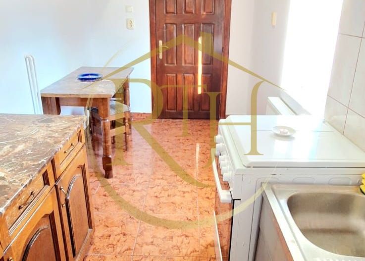 Oferim spre inchiriere casa spatioasa cu 2 camere, Zona Soarelui,cartier privat - Poză 12