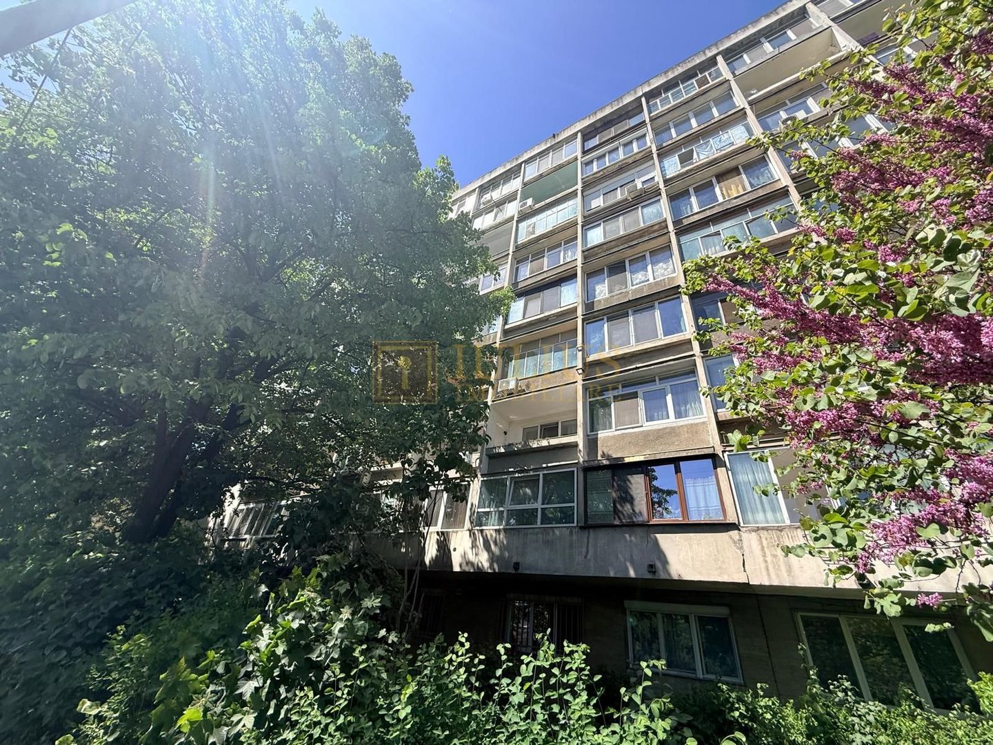 2 camere| cu vedere catre Bega-zona superba| apartament frumos, costuri mici| - Poză 17