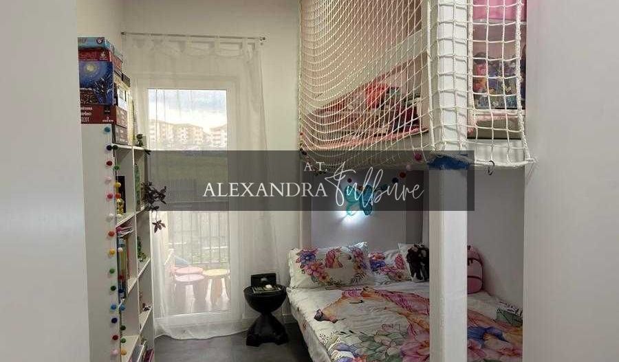 Apartament de vanzare 3 camere, 2 bai, gradina, parcare, Poligon - Poză 5