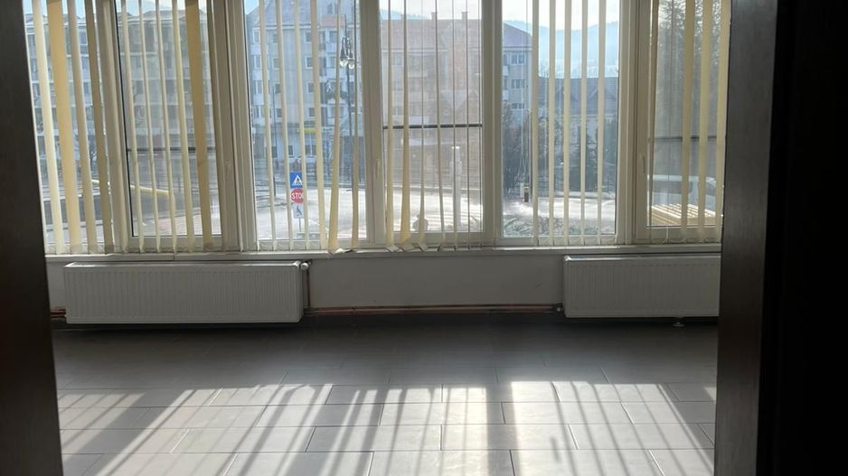 Spațiu comercial,  40 mp, ultra-central COVASNA - Poză 5