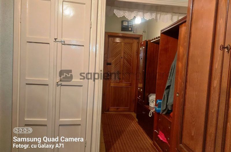 Apartament tip C cu 3 camere str.Sovata - Poză 11