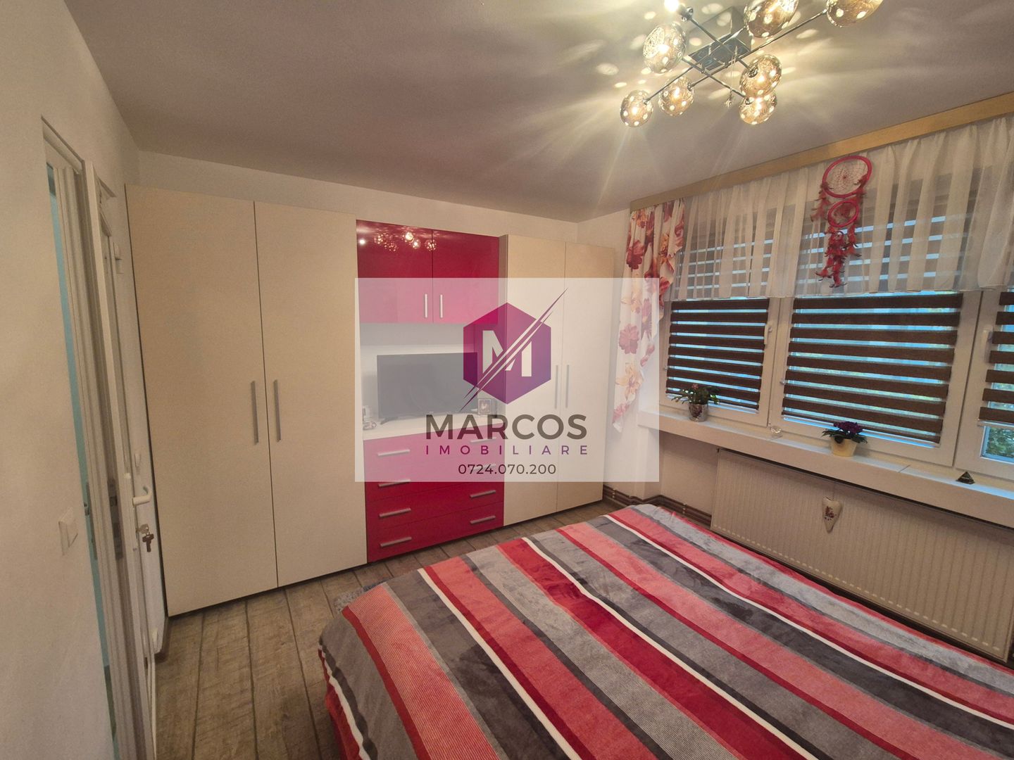 Vand apartament in centru - Poză 5