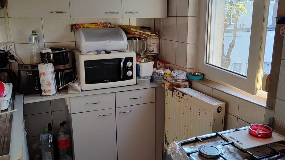BRASADAS vinde ap 3 cam etaj 2/4 in Solidaritatii. - Poză 4