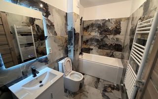 Etaj 2. Disponibil imediat. Decomandat. TVA 21% inclus in pret - Poză 12