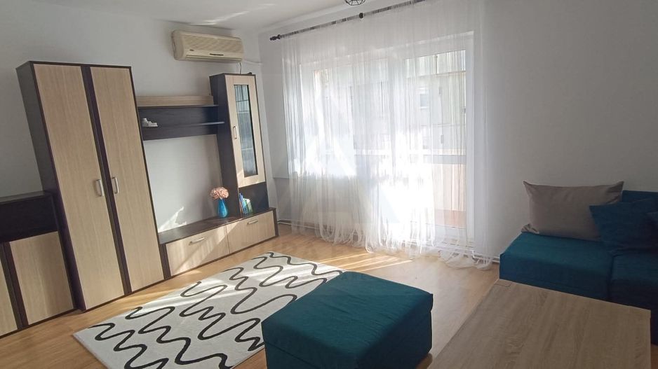 Apartament renovat 3 camere 66 mp utili 2 balcoane 2 bai zona Turnisor - Poză 2