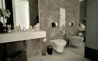 Răsăritul care se trăiește cu fiecare dimineață la malul mării - Poză 18