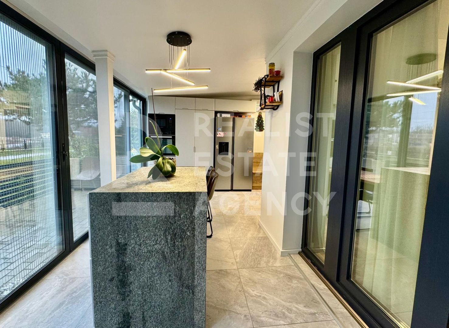 Vânzare, apartament, 3 camere, loc de parcare, Cosmopolis - Poză 7