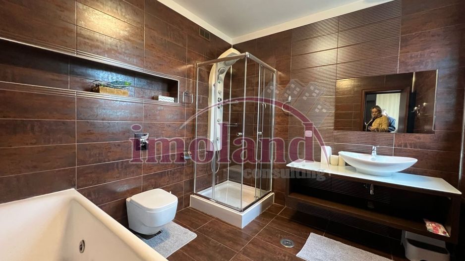 Inchiriere - vila - 5 camere | garaj | gradina proprie | Iancu Nicolae-Pipera - Poză 10