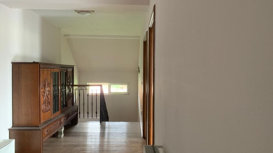 Duplex spațios, 200 mp utili, teren 700 mp, în vatra veche din Moșnița - Poză 18