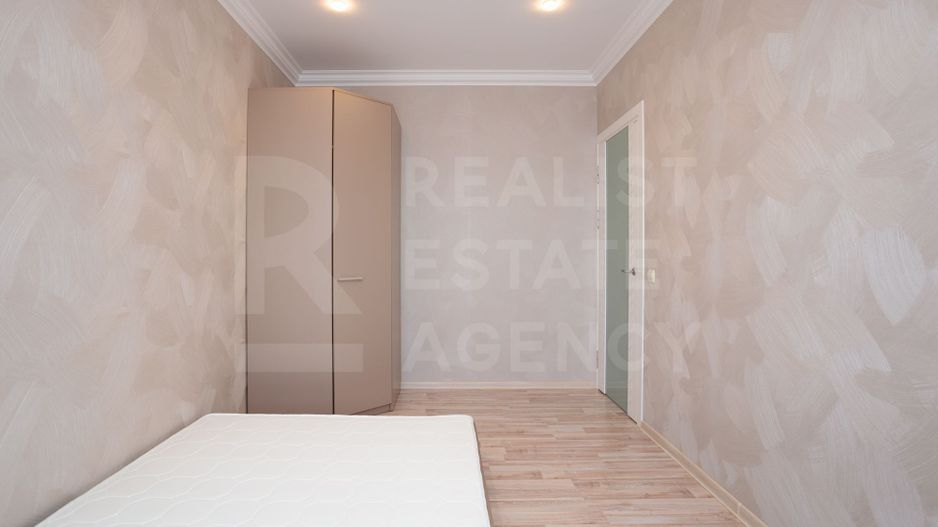 Chirie, apartament, 4 camere, str. Bucureşti, Centru - Poză 12