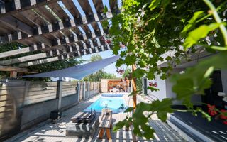 Casa de vanzare Ford Cassia Park - Poză 2