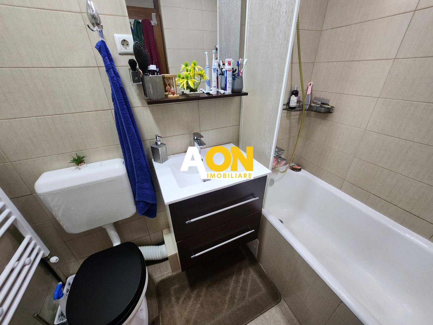 Apartament cu scara interioara, 4 camere, zona OMV Cetate - Poză 16