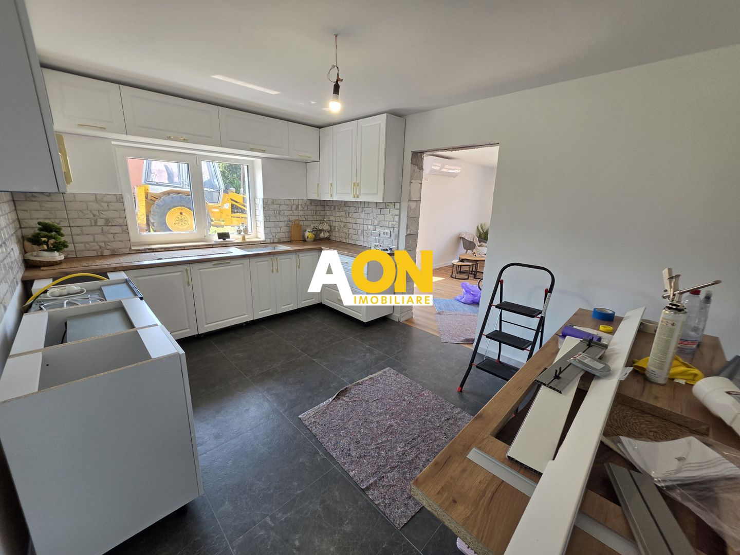 Casă 4 Camere, 2 Bai, 900mp Teren - Poză 14