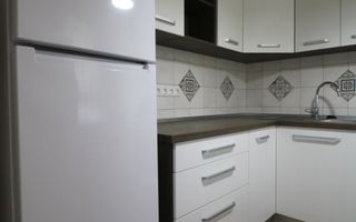 Apartament la casa, 2 camere, 2 bai, centrala proprie. - Poză 4