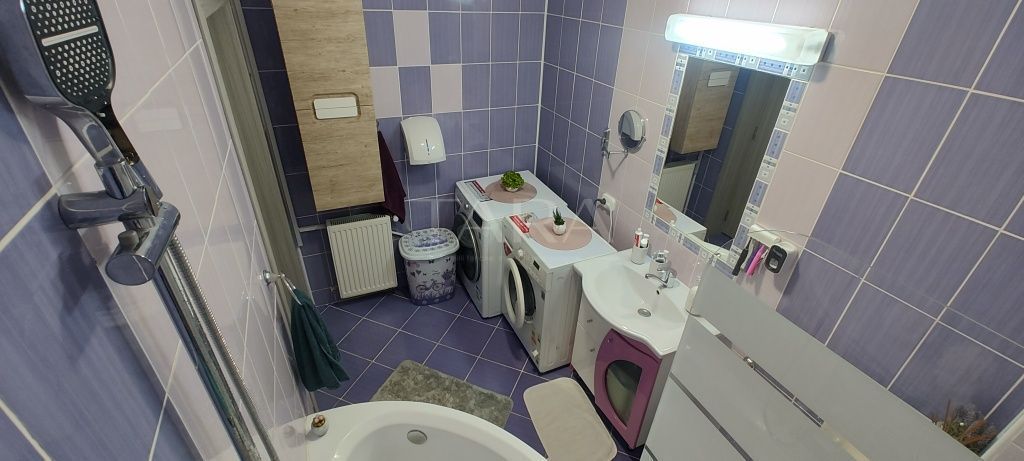 Apartament decomandat 2 camere in Sannicoara - Poză 4
