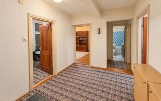 Apartament decomandat, 4 camere, 95 mp utili, boxa de 13 mp, Centru - Poză 4
