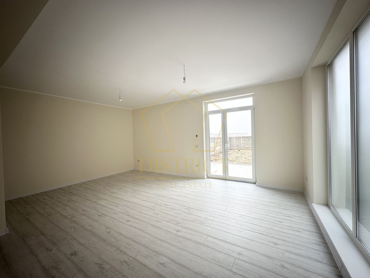 Duplex superb cu 4 camere | Giroc | Esso - Poză 2