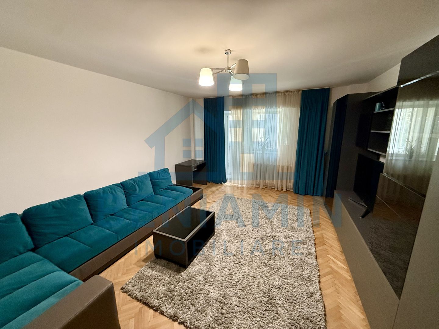 3 camere decomandat parter centrala 95mp Piata Centrala -pet friendly - Poză 1