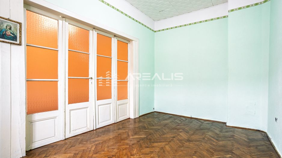 Apartament 2 camere ultracentral, cu loc de parcare - Poză 2