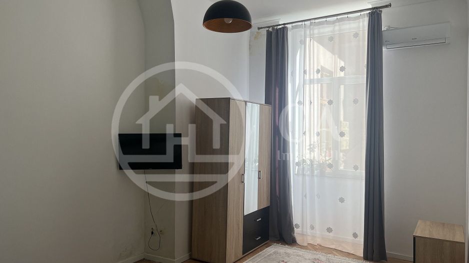 Apartament cu 3 camere de inchiriat ultracentral Oradea - Poză 5